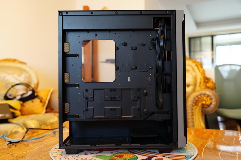 小黄鱼2700元入手电脑主机，办公兼娱乐还不戳