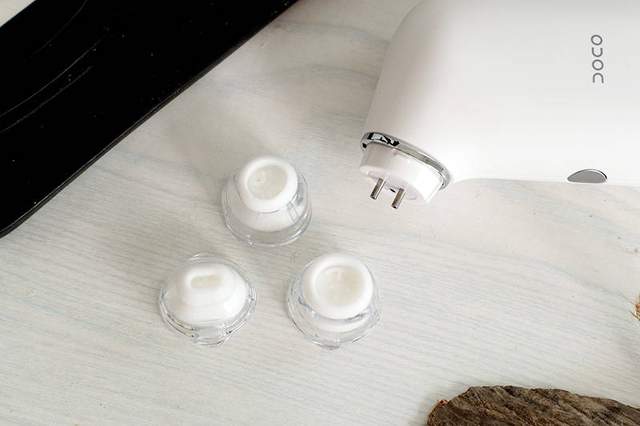 DOCO超微小气泡毛孔吸尘器：黑头不再有，面部更精致