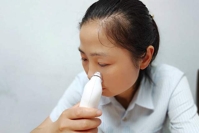 DOCO超微小气泡毛孔吸尘器：黑头不再有，面部更精致