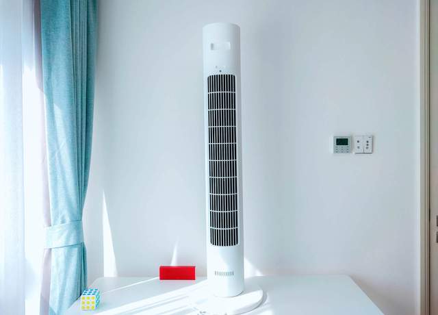 有小孩家庭必备，米家变频塔扇评测：最大风量6天一度电+150°送风