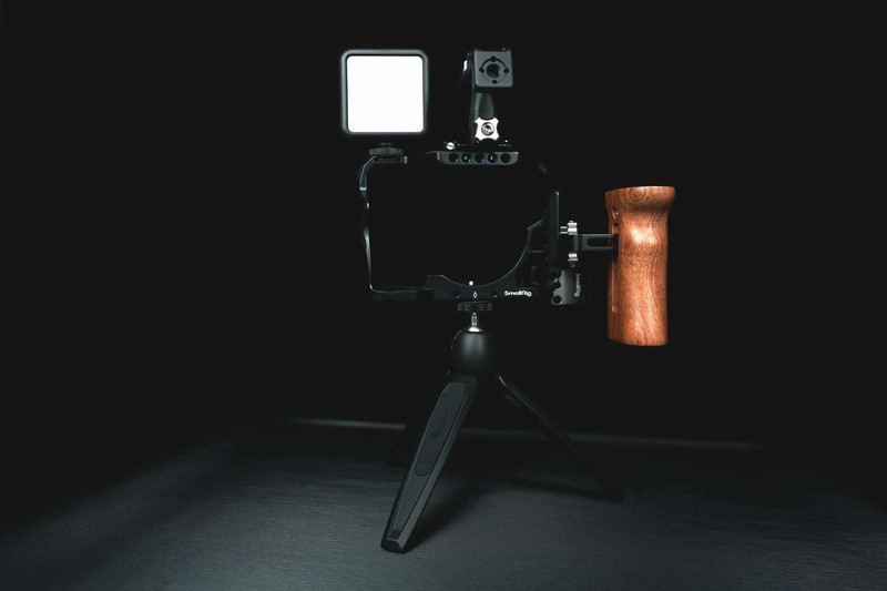 给爱机穿上帅气骨外格装甲，斯莫格相机兔笼体验