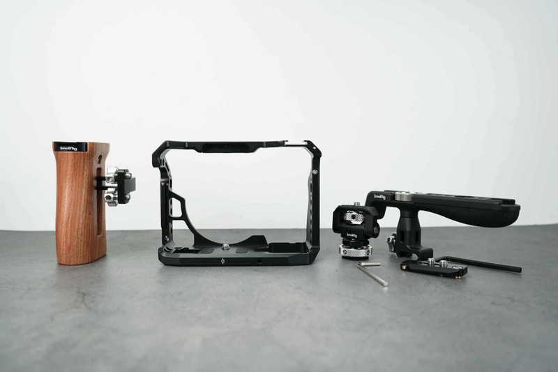 给爱机穿上帅气骨外格装甲，斯莫格相机兔笼体验