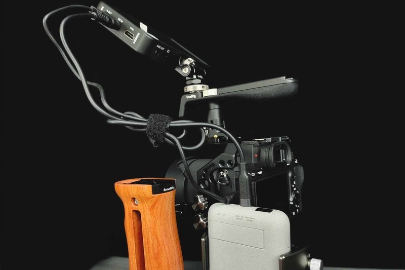 给爱机穿上帅气骨外格装甲，斯莫格相机兔笼体验