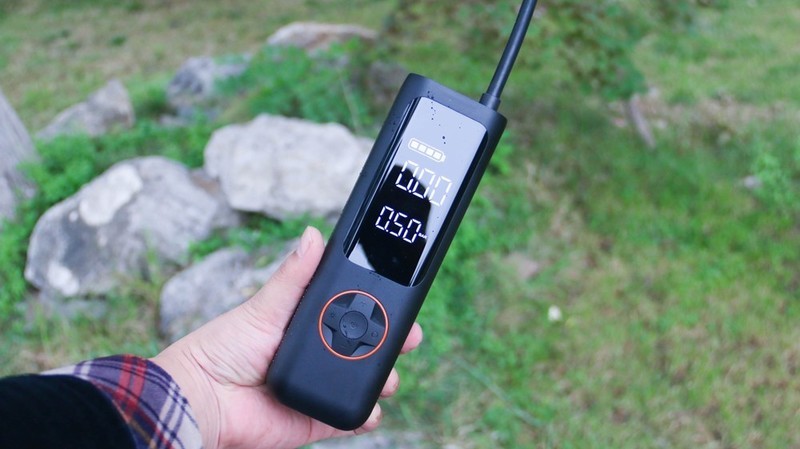 便携强劲，摆脱线材束缚！骑记P1充气宝体验