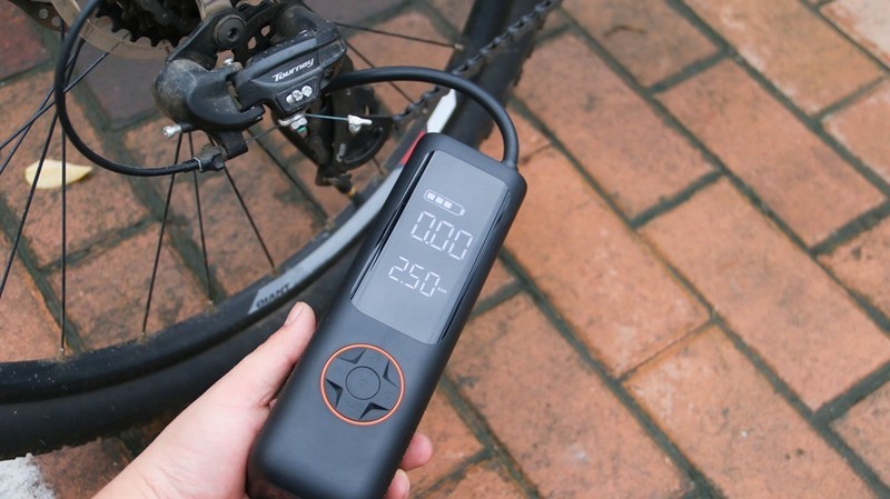 便携强劲，摆脱线材束缚！骑记P1充气宝体验