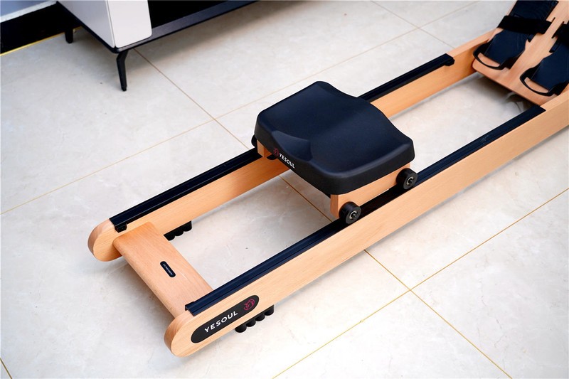 入手老罗推荐的划船机，发现这个时间使用正合适。