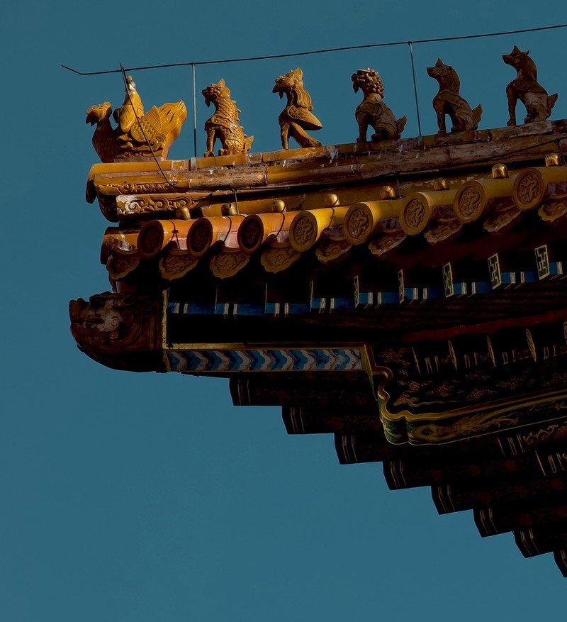 多年未到故宫，红墙依旧，魅影疏闲，疫情不减金碧辉煌下的神秘。