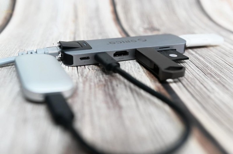 支持雷电3的MacBook扩展利器，ORICO八合一扩展坞上手