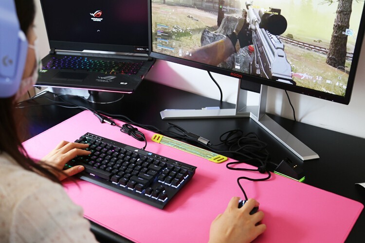 重新定义游戏鼠标：海盗船Sabre RGB Pro圣剑专业版游戏鼠标体验