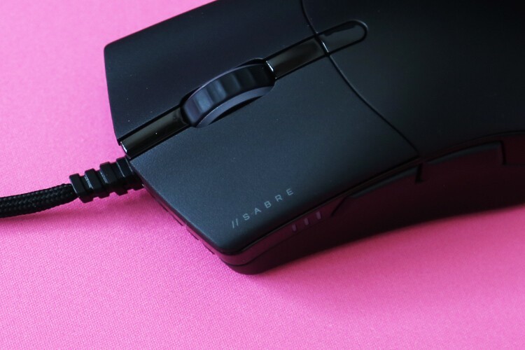 重新定义游戏鼠标：海盗船Sabre RGB Pro圣剑专业版游戏鼠标体验