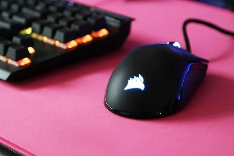 重新定义游戏鼠标：海盗船Sabre RGB Pro圣剑专业版游戏鼠标体验