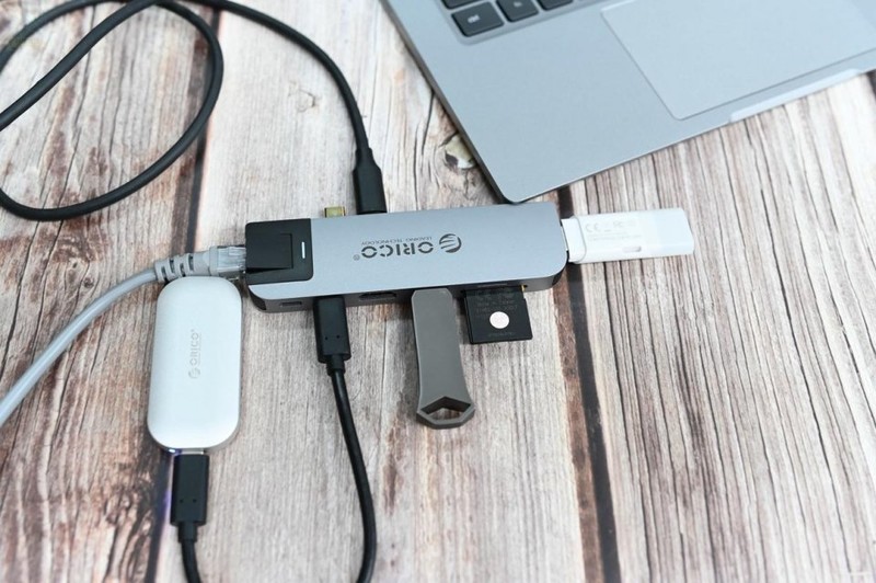 支持雷电3的MacBook扩展利器，ORICO八合一扩展坞上手