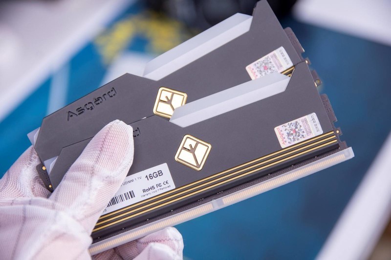 阿斯加特DDR5内存评测，12代平台2条也能四通道