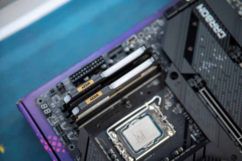 阿斯加特DDR5内存评测，12代平台2条也能四通道