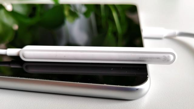 真的为选择纠结的人着急！选择荣耀平板V6就够了，何必纠结呢