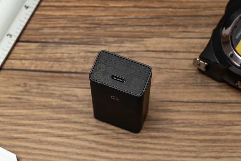 家居必备好物，米家智能激光测距仪，量啥都是按一下的事儿