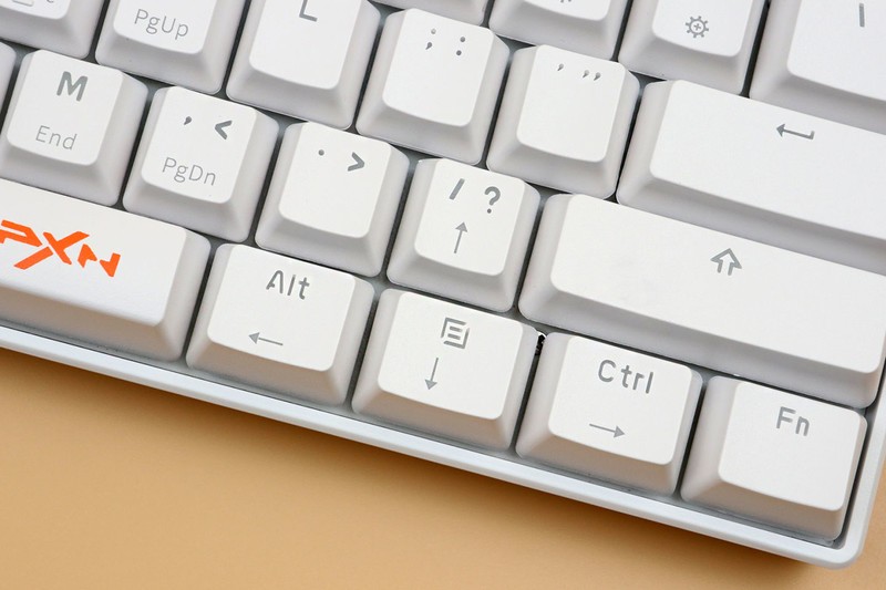 不止于游戏键盘——莱仕达K30体验