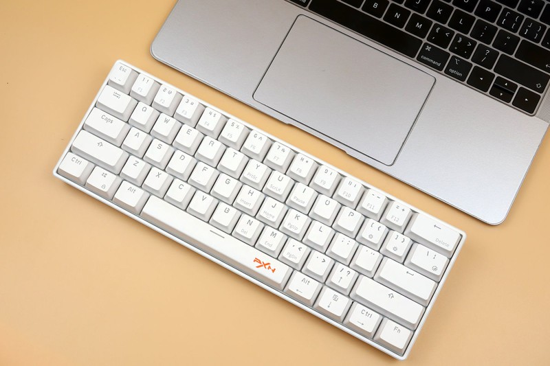 不止于游戏键盘——莱仕达K30体验