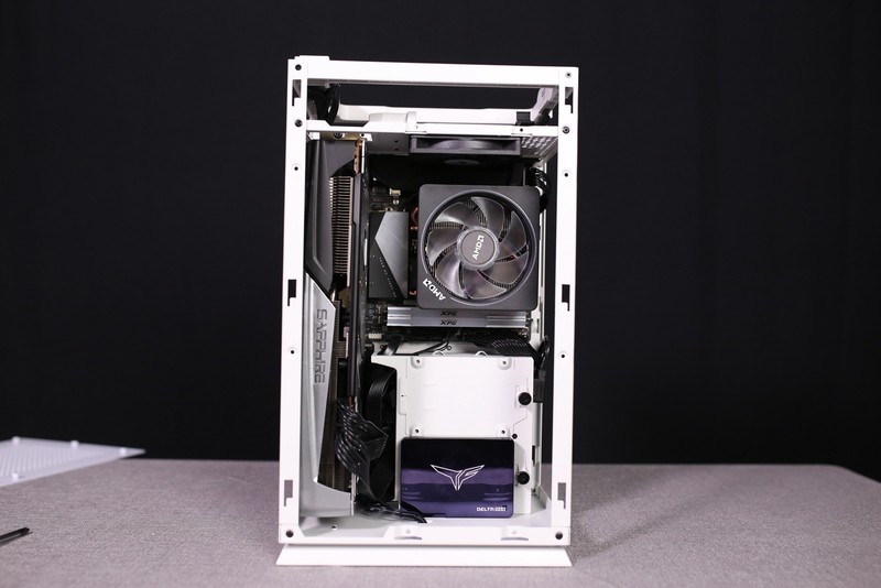 ITX装机实录！AMD锐龙R5 3600配RX5700XT桌面小钢炮