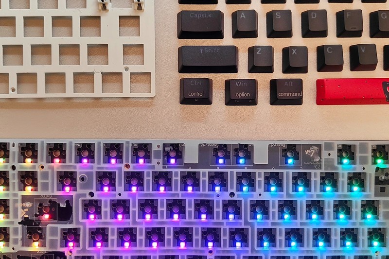 机械键盘也能玩静音，小呆虫Lite Gasket 轻弹版拆解