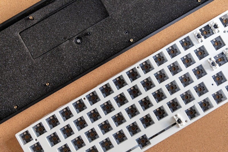 机械键盘也能玩静音，小呆虫Lite Gasket 轻弹版拆解