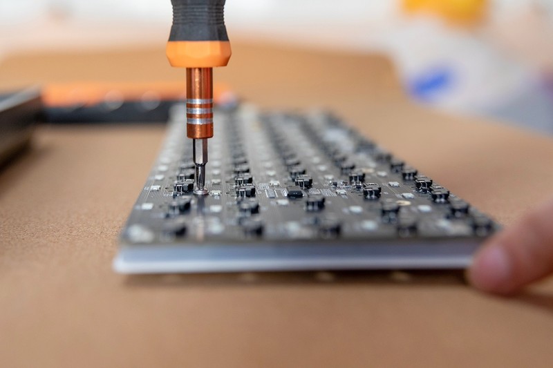 机械键盘也能玩静音，小呆虫Lite Gasket 轻弹版拆解