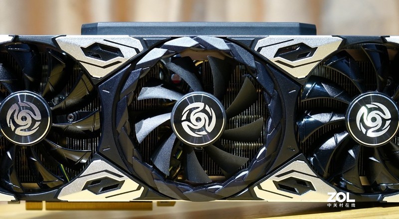 DLSS 2.0与光追特效加持，不买6800XT了——索泰RTX 3080天启OC显卡详测