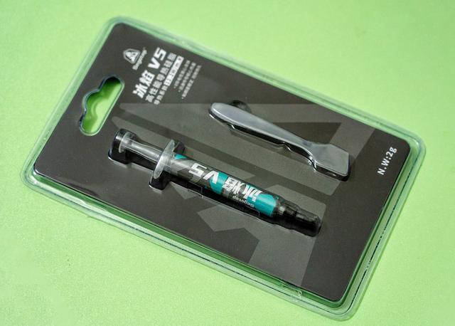 夏天给CPU打个防晒霜吧，鑫谷冰焰V5硅脂散热膏使用评测