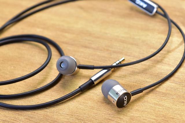 索尼、AKG、森海塞尔等大厂低频耳机对比，预算两三百的可参考