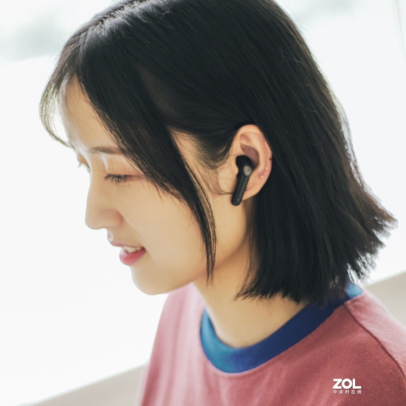 吃鸡之路，快人一步。SOUNDPEATS泥炭True Air2耳机