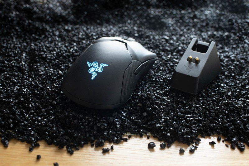 究极进化，无线鼠标打电竞，雷蛇毒蝰终极版