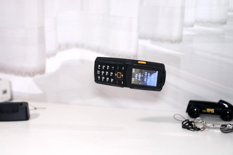 能聊微信、刷抖音的按键机，AGM M7三防智能按键机评测