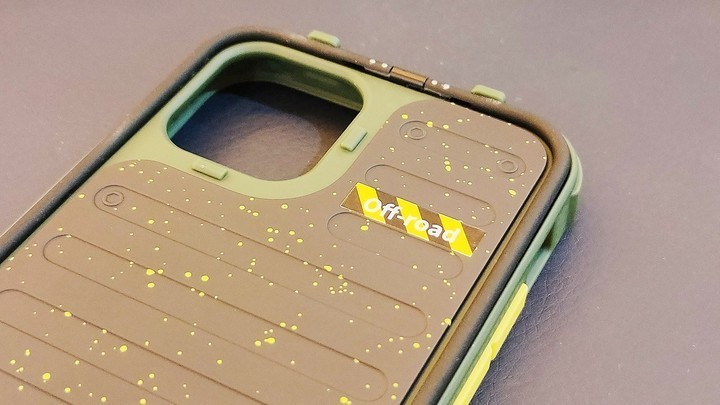 决色 Defense iPhone 12 Off-road 变形王防摔手机壳体验