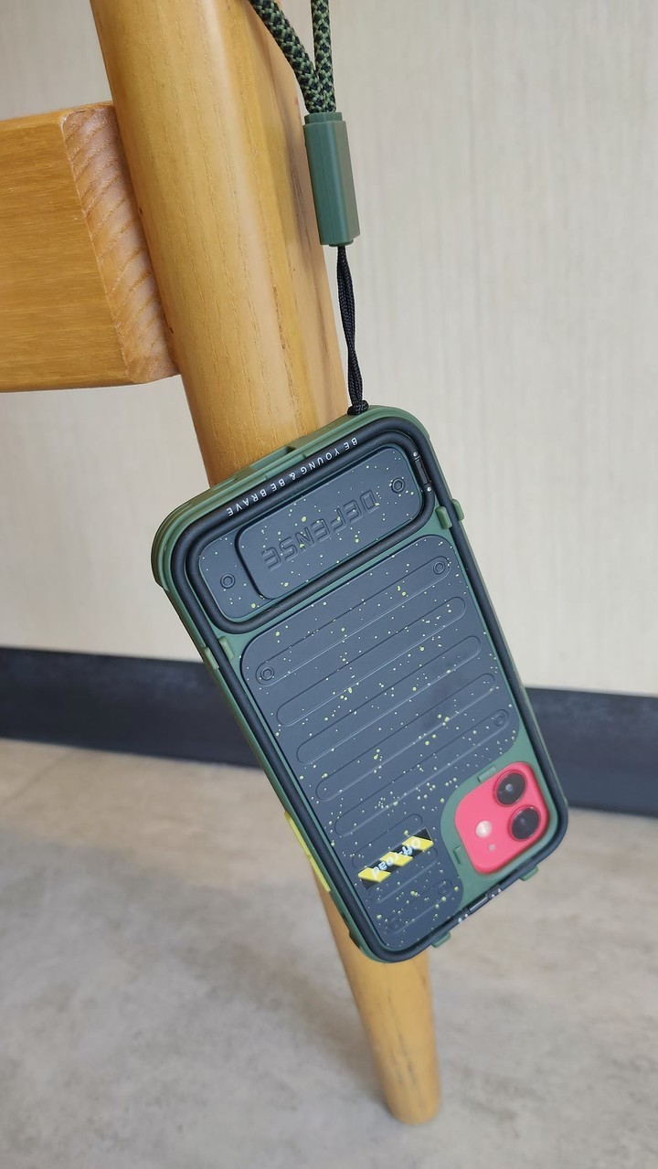 决色 Defense iPhone 12 Off-road 变形王防摔手机壳体验