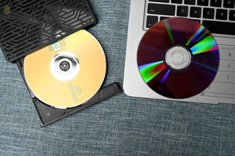 一款简单易用效率低的备份工具，ORICO多功能外置光驱上手