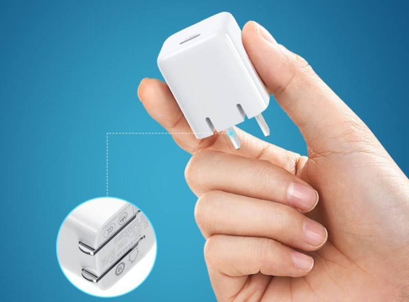 苹果取消充电器背后的影响：配件厂商受益，但消费者也不亏