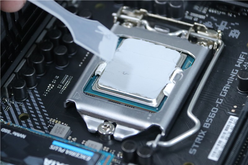 11代酷睿性能提升32%，功耗+温度不增反降，华硕APE 2.0深度体验