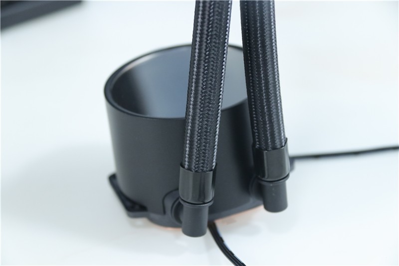 11代酷睿性能提升32%，功耗+温度不增反降，华硕APE 2.0深度体验