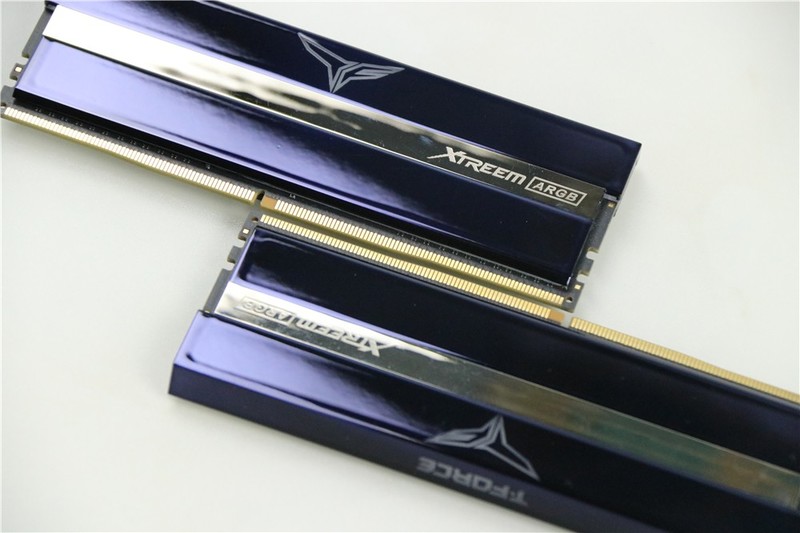 11代酷睿性能提升32%，功耗+温度不增反降，华硕APE 2.0深度体验