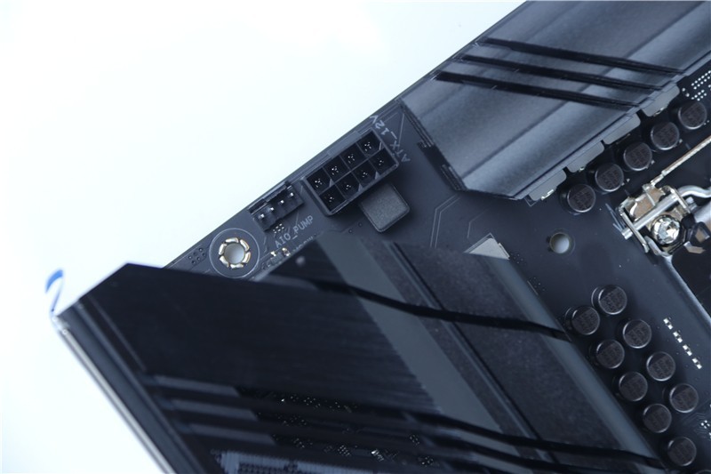 11代酷睿性能提升32%，功耗+温度不增反降，华硕APE 2.0深度体验