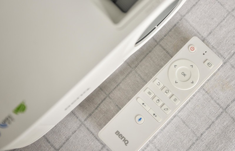 投影教学好帮手，入门教育投影仪推荐-明基E530智能商务投影仪