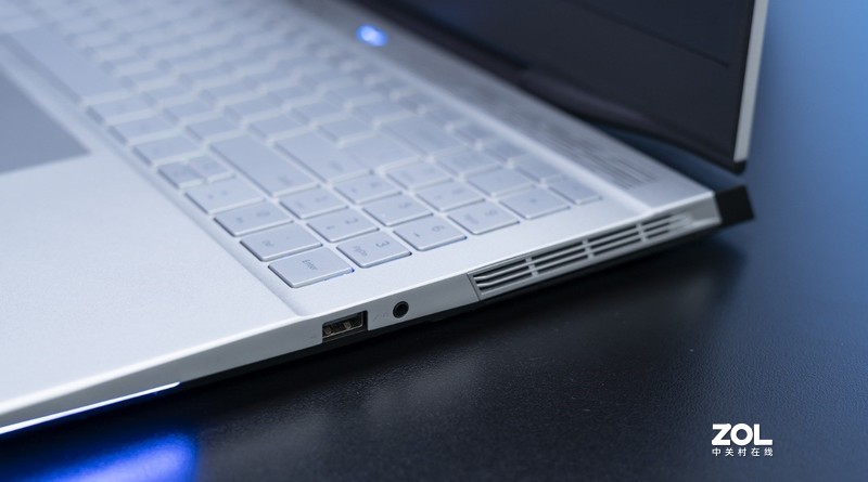 RTX 30笔记本首发评测：机械师F117-X搭载135W RTX 3070