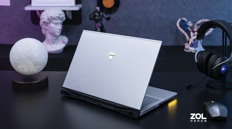 RTX 30笔记本首发评测：机械师F117-X搭载135W RTX 3070