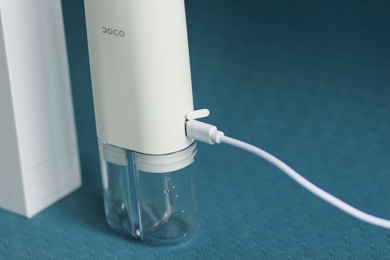 面部清洁护理 DOCO超微小气泡毛孔吸尘器