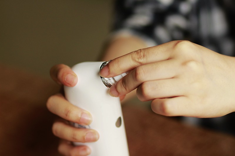 面部清洁护理 DOCO超微小气泡毛孔吸尘器