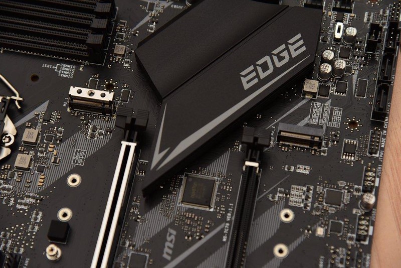 别再迷信360水冷，280水冷轻松压制10900K满频