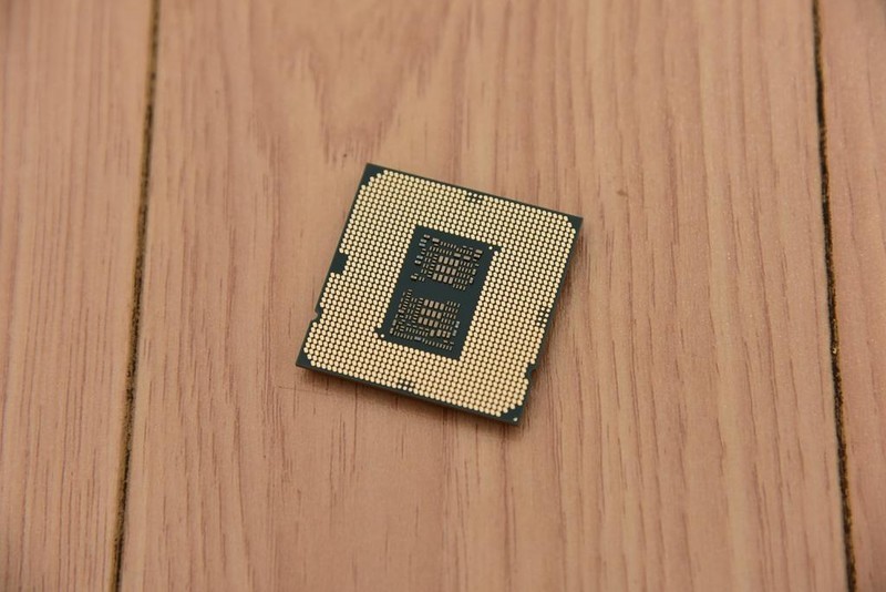 别再迷信360水冷，280水冷轻松压制10900K满频