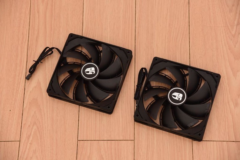 别再迷信360水冷，280水冷轻松压制10900K满频