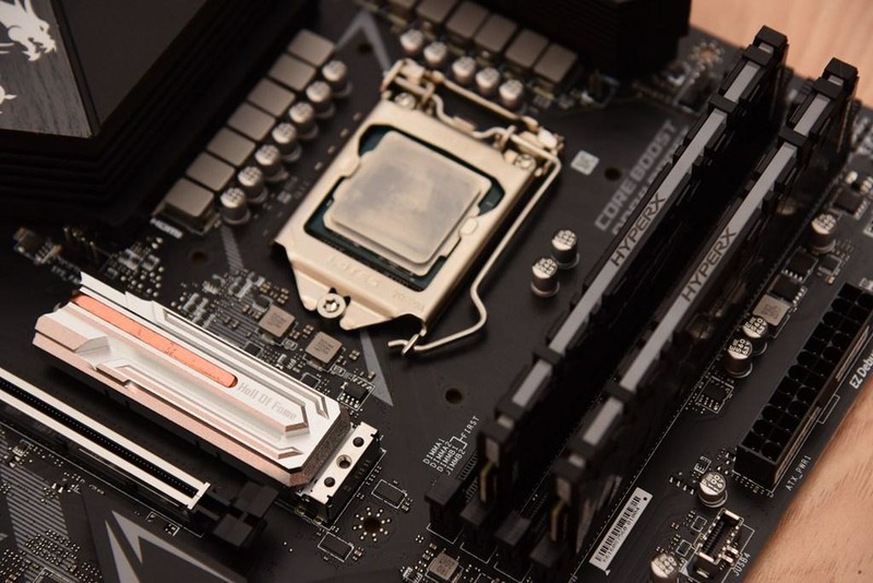 别再迷信360水冷，280水冷轻松压制10900K满频