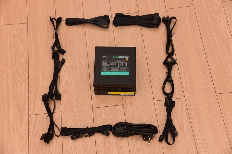 别再迷信360水冷，280水冷轻松压制10900K满频